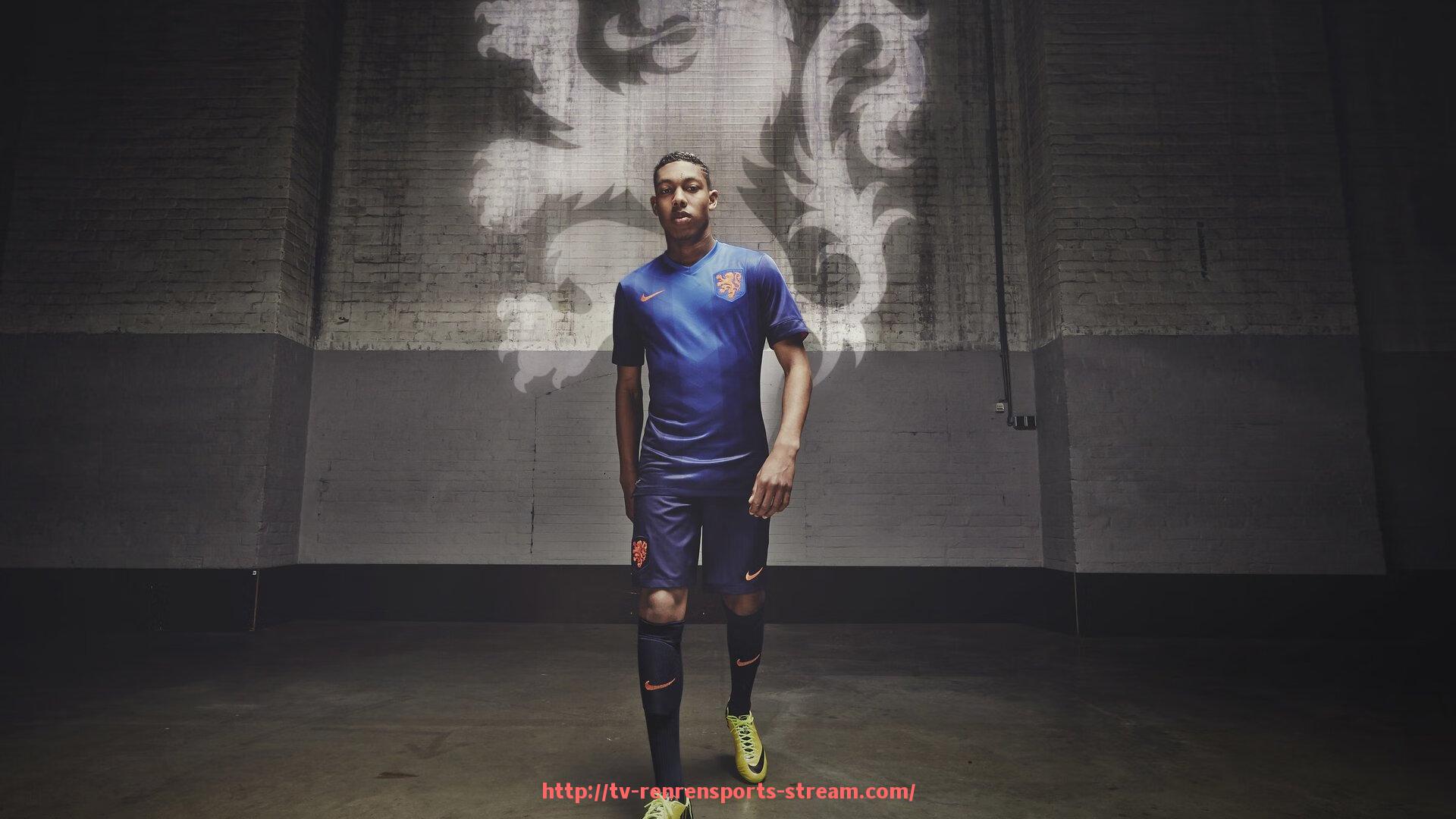 人人体育直播-山东体育频道对中超联赛的报道及节目安排